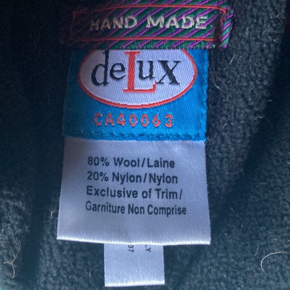 Delux adorable kids monkey beanie winter hat with buttons excellent condition - Picture 5 of 13